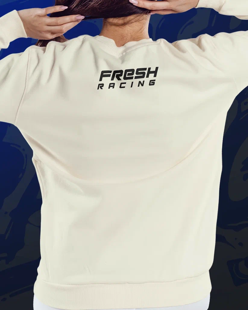 картинка Свитшот молочный Motorsport Addicted от магазина Одежда+